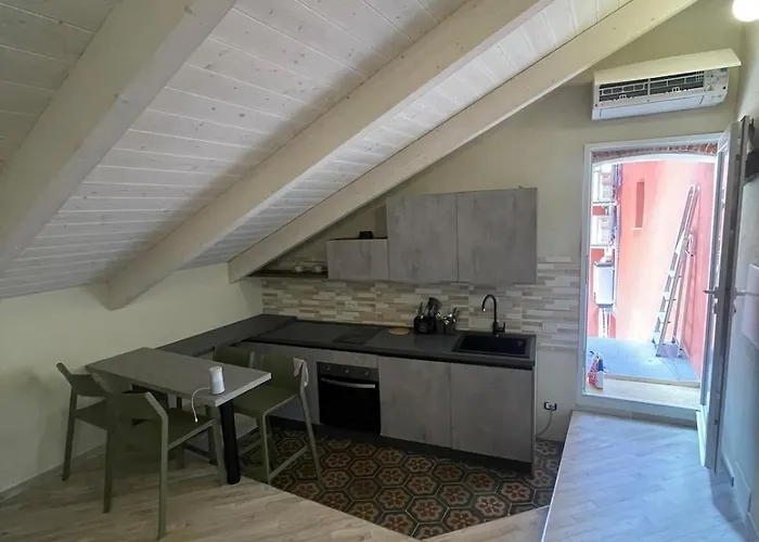 La Mansarda Di Daniele Apartment Albenga